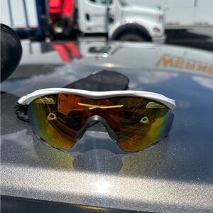 Oakley M2